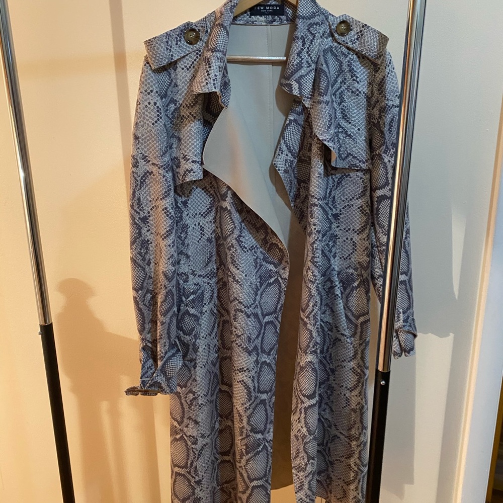 Snake print trench coat. Lightweight and perfect for spring!